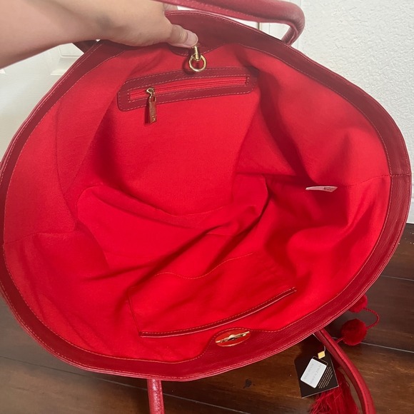$208 By Del Rio Straw Tote Bag Women Red NEW Sequined Lips Tassel Pom Pom Large - Picture 12 of 16